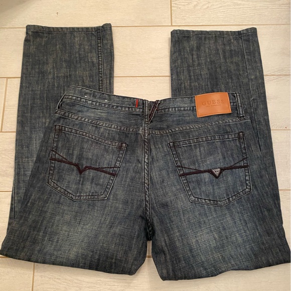 EUC MEN’S GUESS RELAXED STRAIGHT ROWLAND FIT JEANS IN 36 x 30.5 - Picture 13 of 13